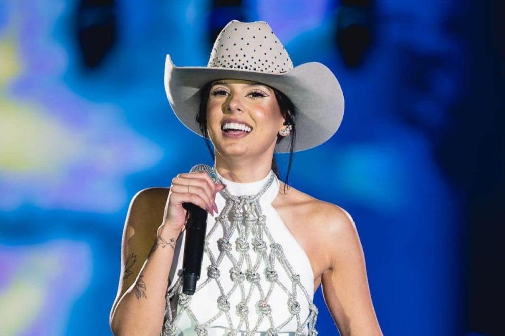 Lésbica? Cantora Ana Castela responde rumores de sua sexualidade