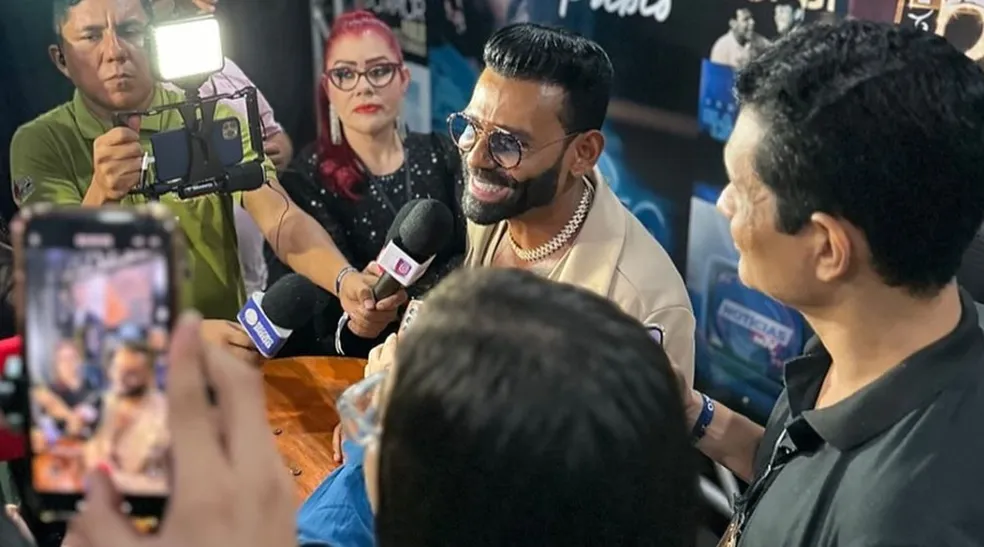 Pablo comemora 20 anos de carreira com arena lotada e gravação de DVD