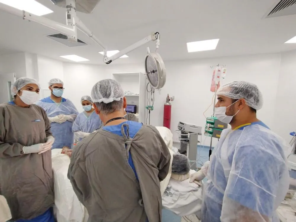 Hospital Clériston Andrade realiza o primeiro transplante de pele